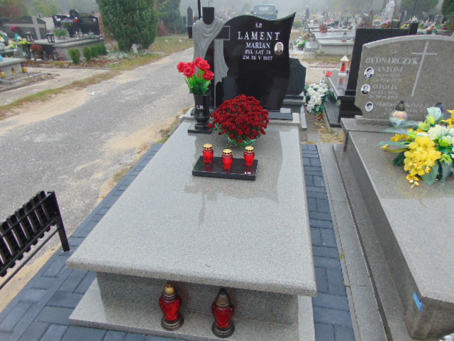 Grób Marian Lament