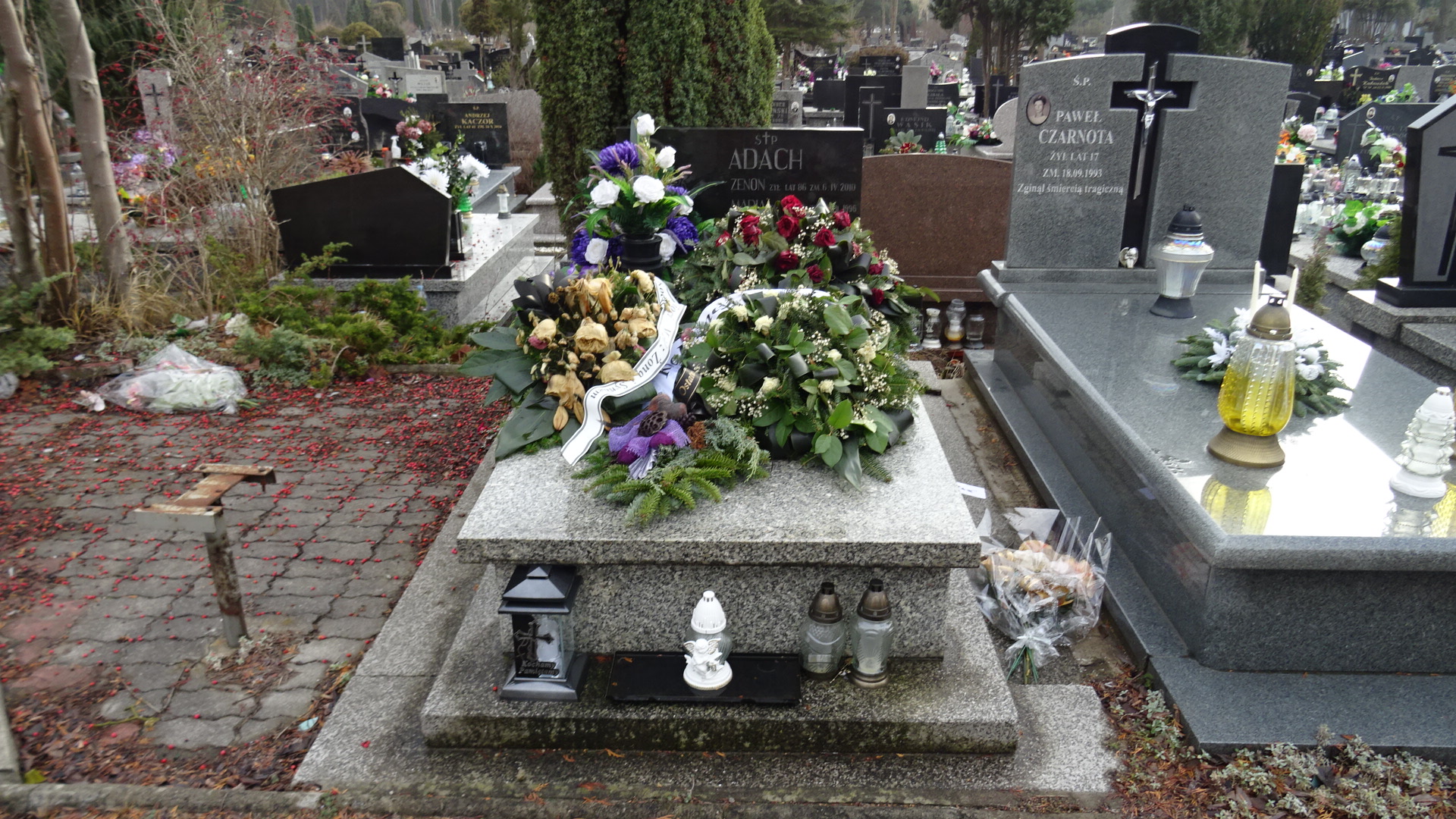 Grób Małgorzata Adach