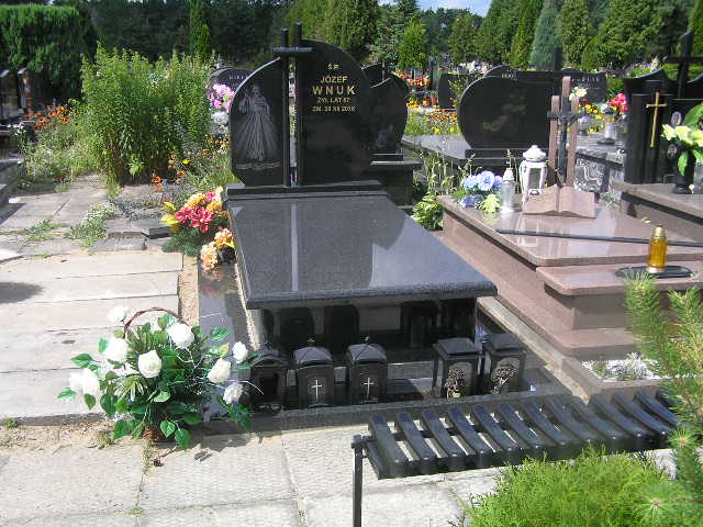 Grób Józef Wnuk