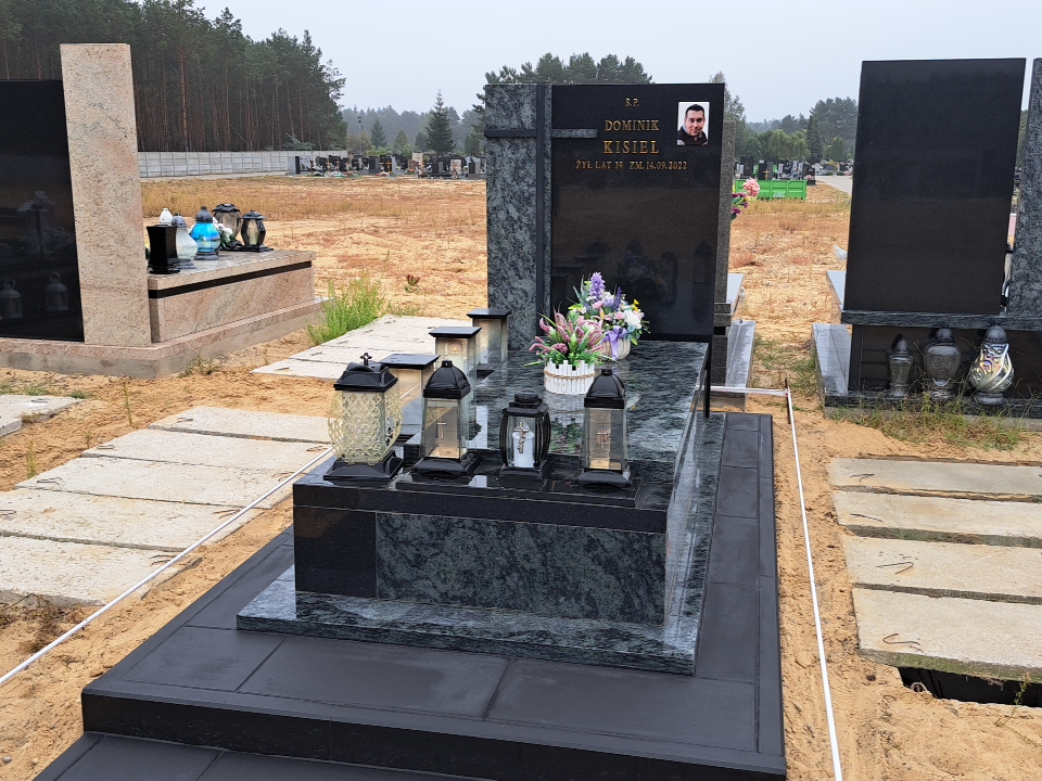 Grób Dominik Kisiel