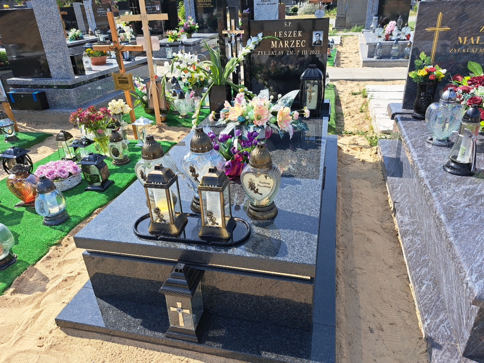 Grób Leszek Marzec