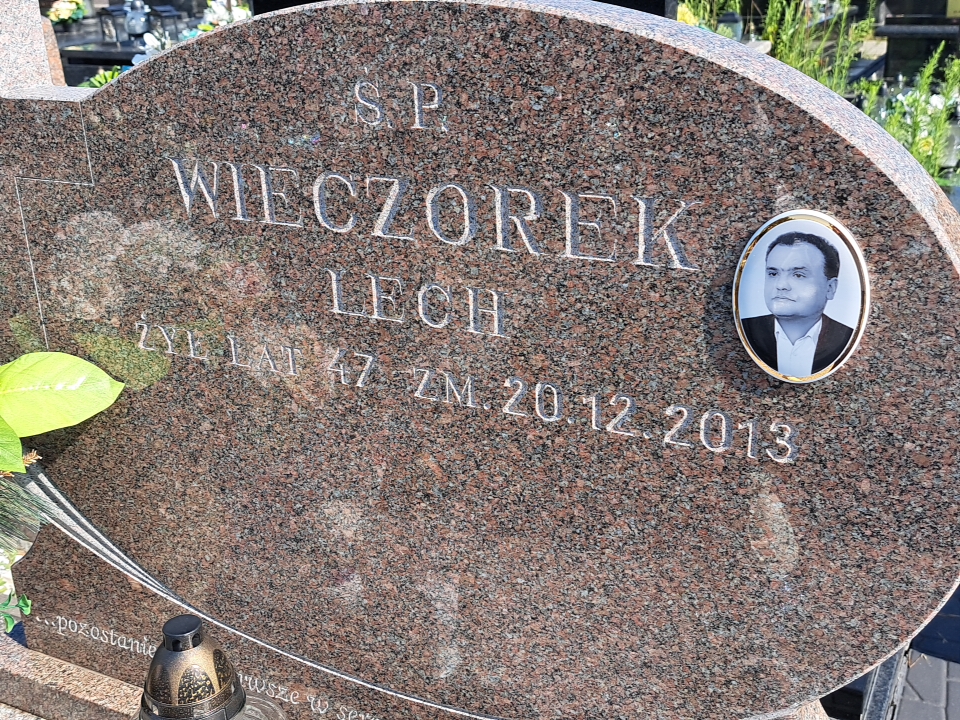 Grób Lech Wieczorek