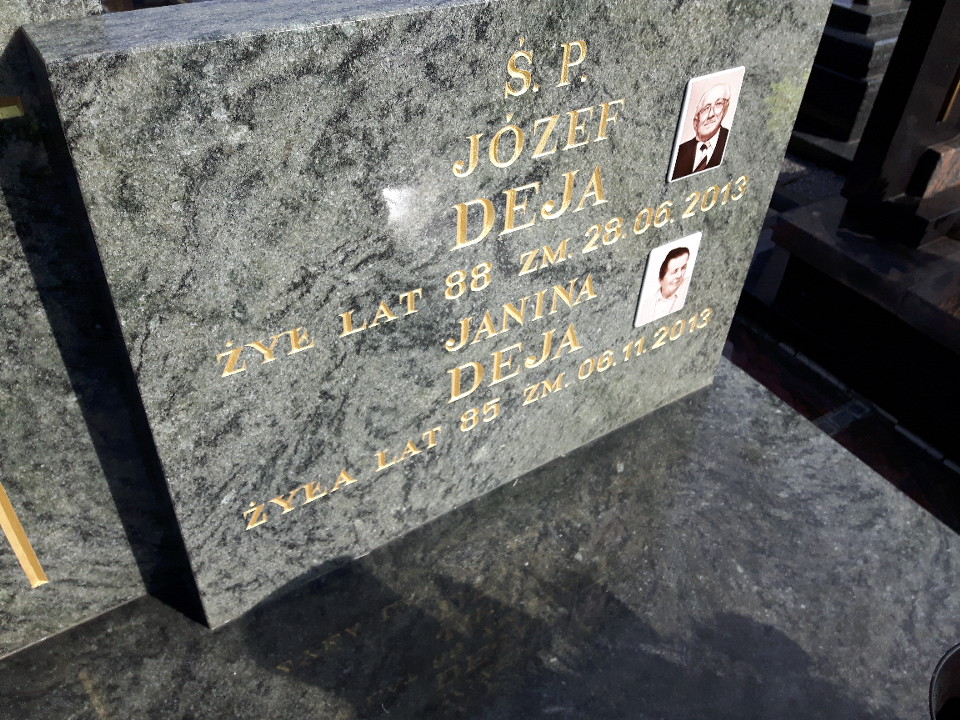 Grób Józef Deja