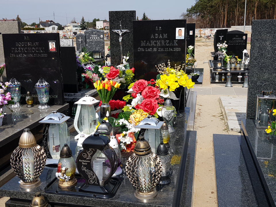 Grób Adam Majchrzak