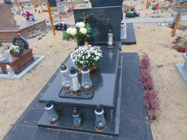 Grób Irena, Alberta Biel